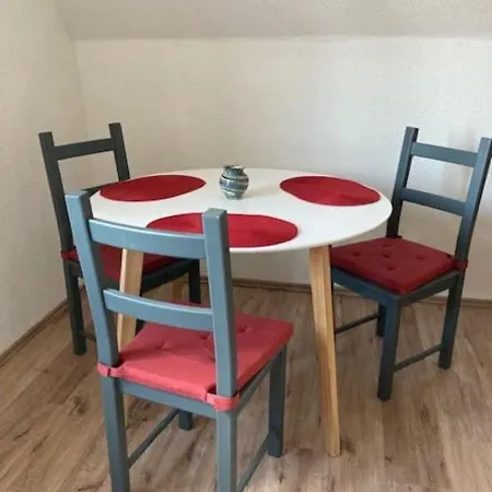 Wohnen Im Gruenen Bei Der Toepferei Apartment *